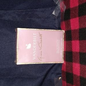 Perfume by Gloria Vanderbilt